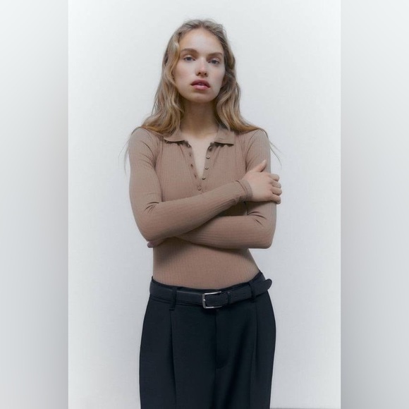 Zara Tops - ZARA Beige Ribbed Collared Long-Sleeve Modest Shirt Top Sweater Silver Snaps M
